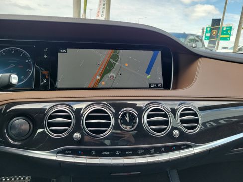 Used 2017 Mercedes-Benz S 550 Sedan image 10