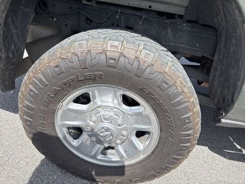 Used 2021 RAM 2500 Tradesman w/ Chrome Appearance Group image 38