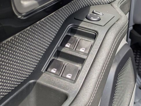 Used 2024 INEOS Grenadier image 12