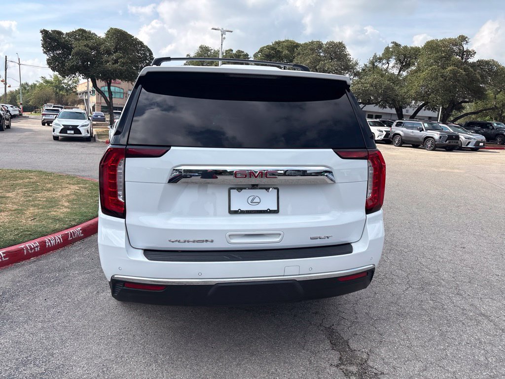 Used 2021 GMC Yukon SLT w/ SLT Premium Package RWD image 4