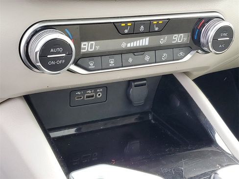 Used 2020 Nissan Altima 2.5 SV image 22