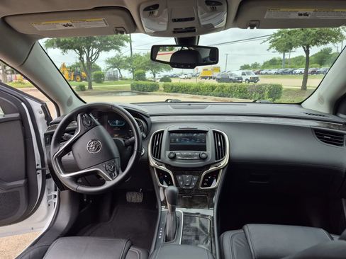 Used 2016 Buick LaCrosse Leather FWD image 23
