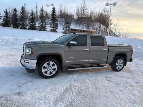 Used 2017 GMC Sierra 1500 SLT image 6