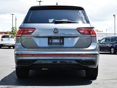 Used 2022 Volkswagen Tiguan SE R-Line AWD/4WD image 6