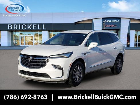 Used 2023 Buick Enclave Essence FWD image 1