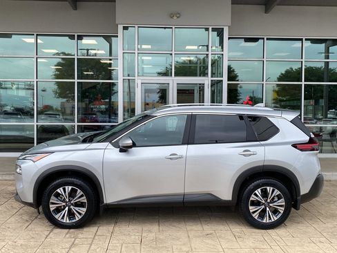 Certified 2023 Nissan Rogue SV w/ SV Premium B Package AWD/4WD image 4