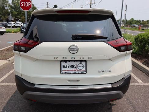 Certified 2022 Nissan Rogue SV AWD/4WD image 6