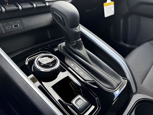 New 2026 Chevrolet Colorado Trail Boss AWD/4WD image 21