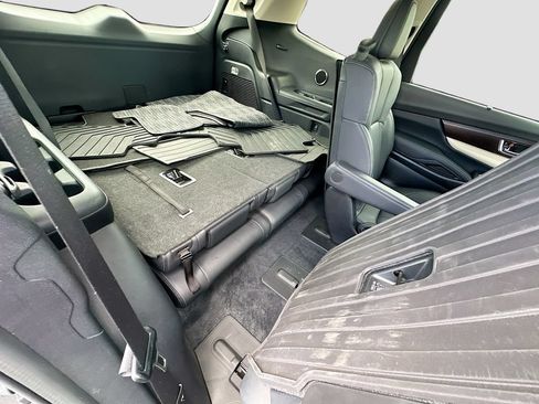 Used 2021 Subaru Ascent Touring w/ Popular Package #2A AWD/4WD image 33
