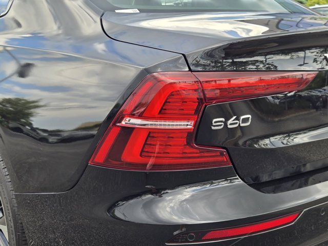 Used 2024 Volvo S60 B5 Core FWD image 13
