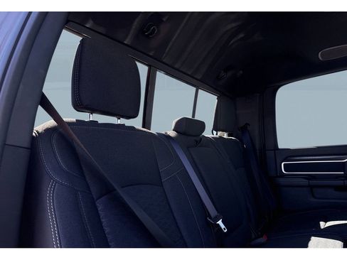 New 2026 RAM 2500 Big Horn AWD/4WD image 22