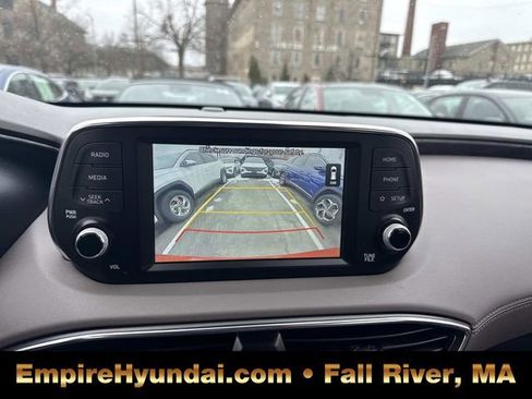 Used 2020 Hyundai Santa Fe SE image 22