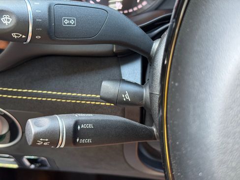 Used 2018 Mercedes-Benz AMG GT R image 22