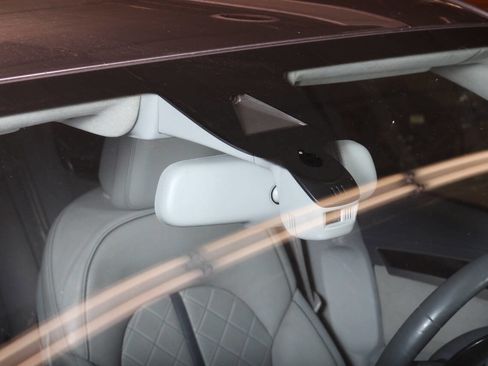 Used 2014 Audi S8 AWD/4WD image 19