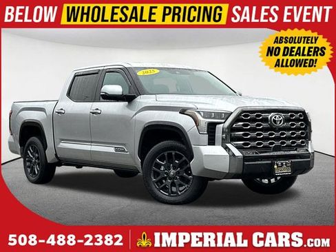 Used 2025 Toyota Tundra Platinum AWD/4WD image 1