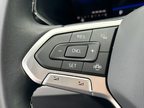 Certified 2023 Volkswagen Taos S FWD image 46