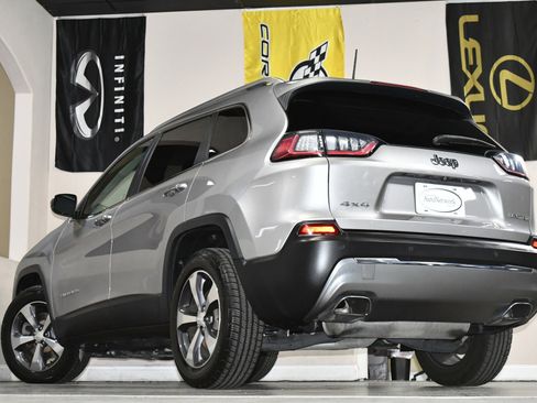 Used 2019 Jeep Cherokee Limited image 86