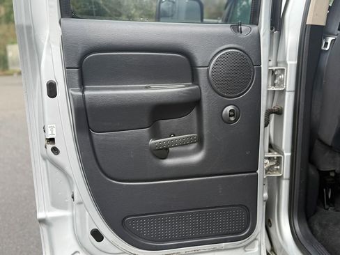 Used 2003 Dodge Ram 3500 Truck SLT image 22