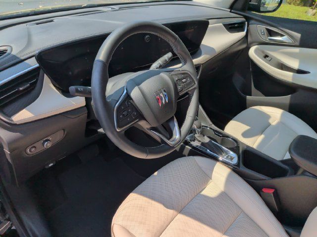 Used 2024 Buick Encore GX Avenir w/ Avenir Convenience Package FWD image 17