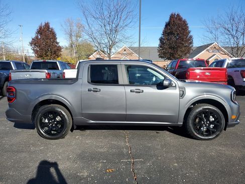 New 2025 Ford Maverick Lobo image 34