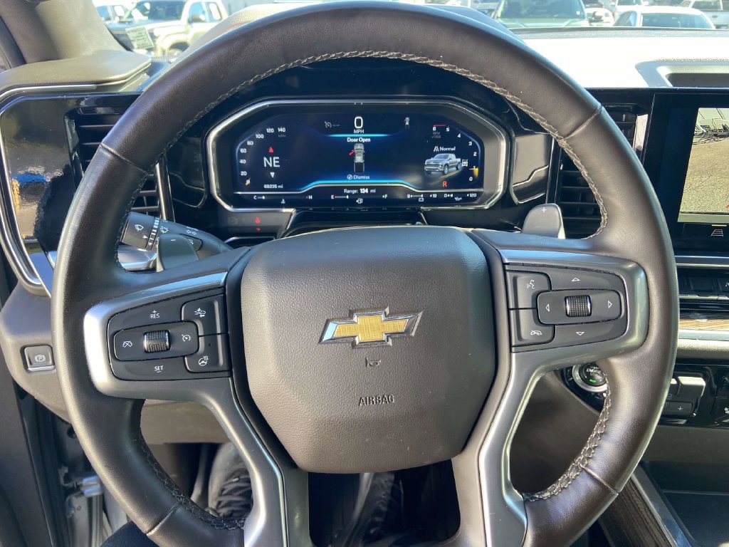 Used 2024 Chevrolet Silverado 1500 LT w/ Z71 Off-Road Package AWD/4WD image 36