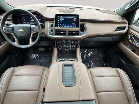 Used 2024 Chevrolet Tahoe High Country AWD/4WD image 7