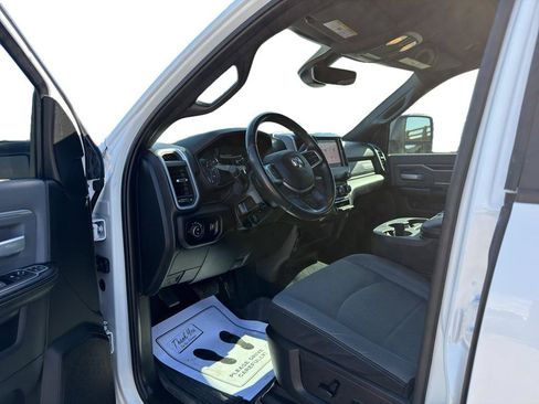 Used 2023 RAM 2500 Big Horn w/ Level 1 Equipment Group AWD/4WD image 9