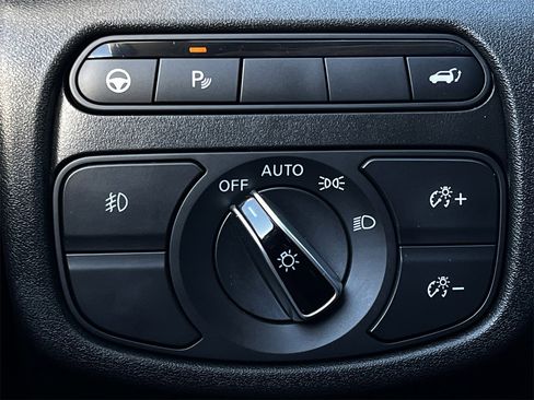 Used 2021 INFINITI QX50 Luxe image 20