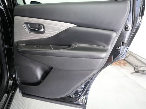 Used 2015 Nissan Murano SL w/ Cargo Package AWD/4WD image 39