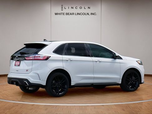 Used 2024 Ford Edge ST w/ Equipment Group 401A AWD/4WD image 5
