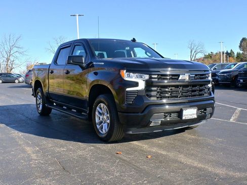 Used 2023 Chevrolet Silverado 1500 RST image 18