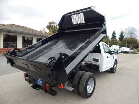 Used 2019 Ford F350 XL w/ Power Equipment Group image 17