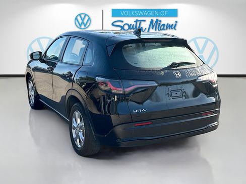 Used 2023 Honda HR-V LX image 5