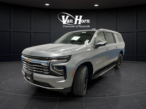 New 2026 Chevrolet Suburban Premier w/ Sun And Tow Package AWD/4WD image 3