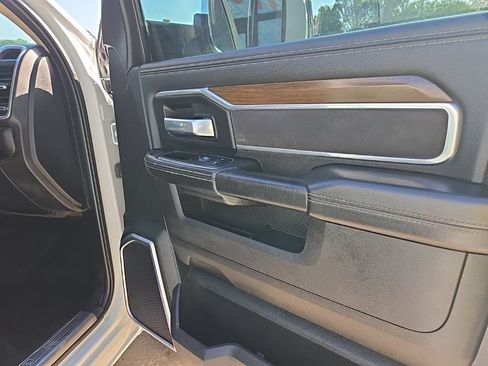 Used 2022 RAM 2500 Laramie AWD/4WD image 86