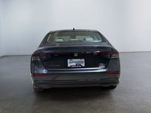 Used 2023 Honda Accord EX image 4
