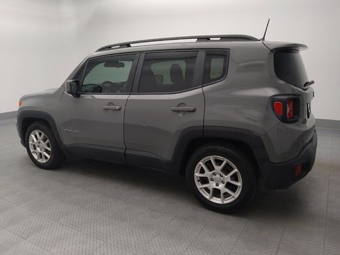 Used 2020 Jeep Renegade Latitude w/ Popular Equipment Group FWD image 3