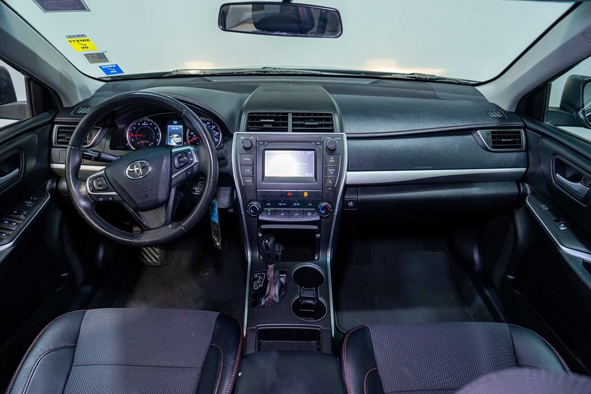 Used 2017 Toyota Camry SE FWD image 24