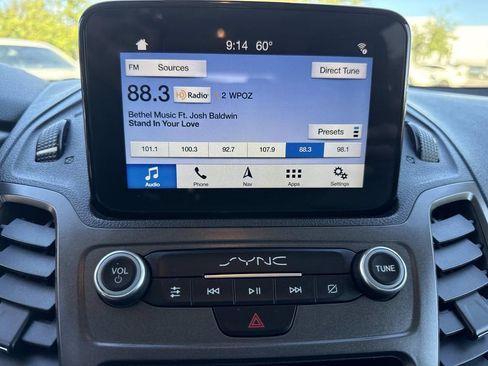 Used 2020 Ford Transit Connect XLT image 32