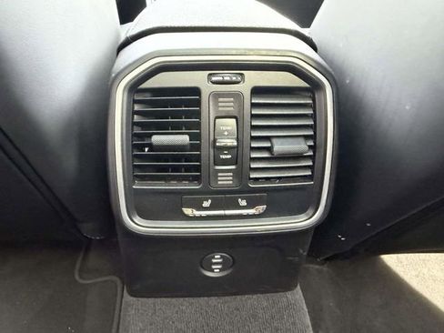 Certified 2023 Porsche Macan S AWD/4WD image 15