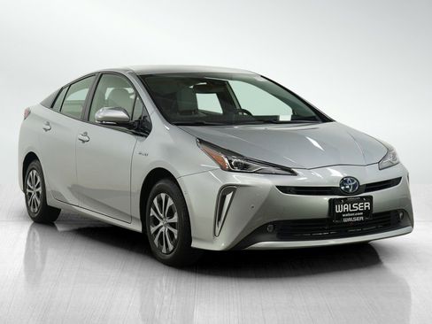 Used 2020 Toyota Prius XLE w/ Advanced Technology Package image 7