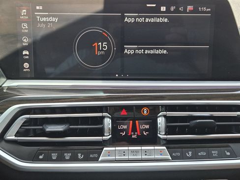 Used 2021 BMW X7 xDrive40i w/ Premium Package AWD/4WD image 8