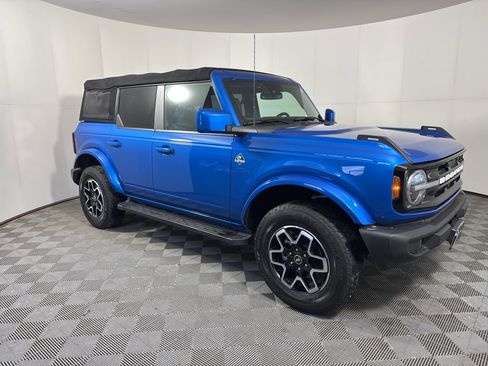 Used 2021 Ford Bronco Outer Banks image 7