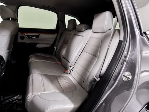 Used 2019 Honda CR-V Touring image 6