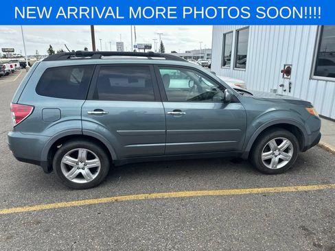 Used 2010 Subaru Forester 2.5X Premium AWD/4WD image 9