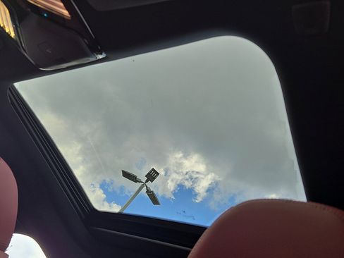 Certified 2025 BMW i4 xDrive40i w/ M Sport Package image 15