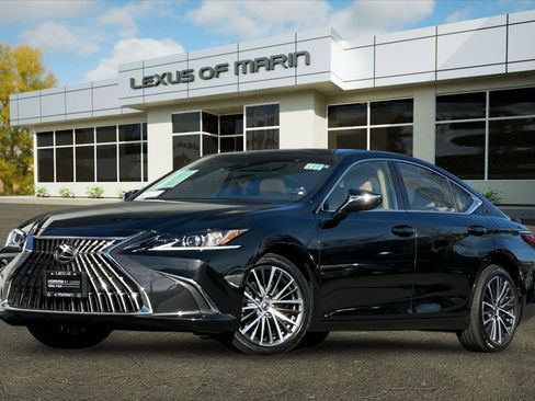 Used 2025 Lexus ES 300h w/ Premium Package image 1