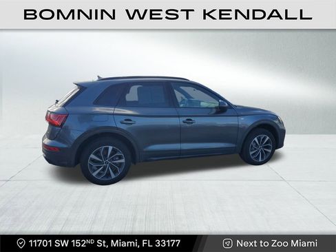 Used 2024 Audi Q5 2.0T Premium w/ Summer of Audi Package image 8