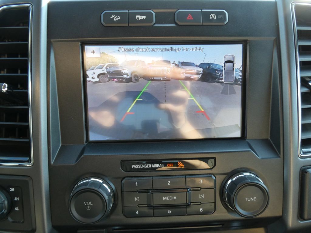 Used 2018 Ford F150 XLT w/ Equipment Group 302A Luxury AWD/4WD image 31