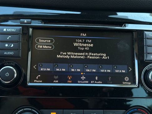 Used 2020 Nissan Rogue Sport S image 25